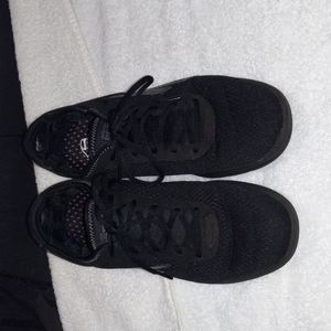Black Skechers GO Step size 9